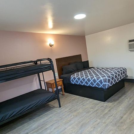 Portland Value Inn Экстерьер фото