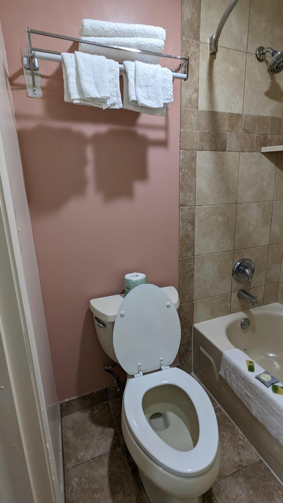 Portland Value Inn Экстерьер фото